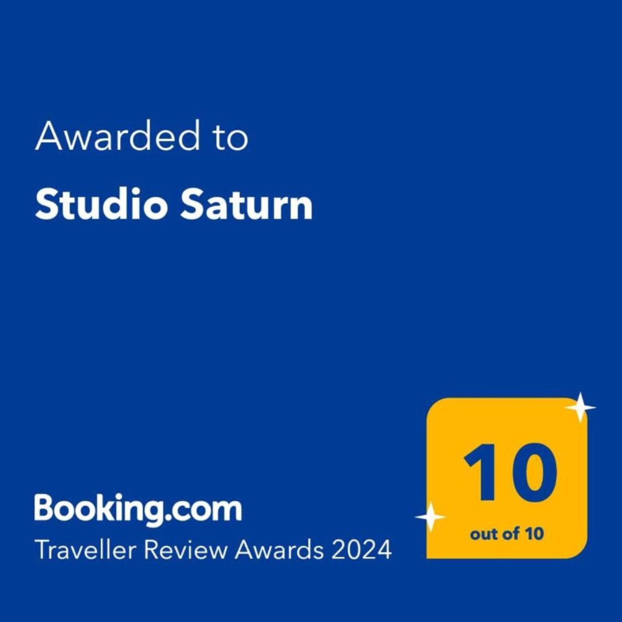 Studio Saturn Esterno foto